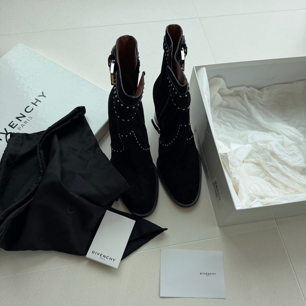 Brand new Givenchy Black Split Suede Ankle Boot Box